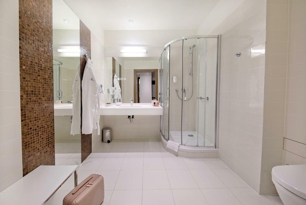 Hotel ז'שוב מראה חיצוני תמונה